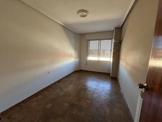 Pis a Astorga. Venta piso astorga. amplia vivienda exterior con gran localcoche