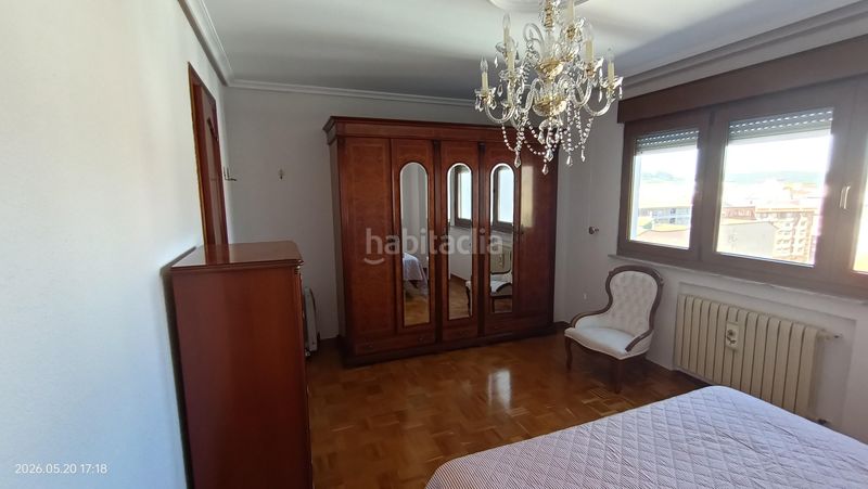 Foto 58522f86-20e5-4f5d-bf5e-f9fdb2935d5a. Rent flat with heating parking in Centro Avilés
