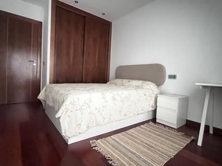 Location Appartement  León - av padre isla. Amplia vivienda seminueva con acabados de lujo en pleno centro d