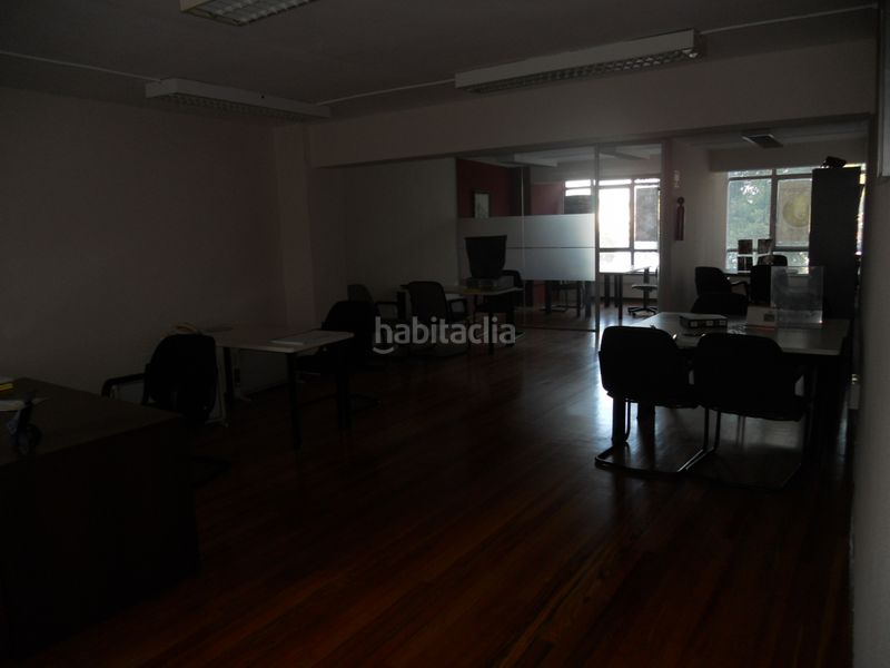 Foto f55f1aa2-9ed4-42d9-862c-941942c7cb16. Büro in Centro Avilés