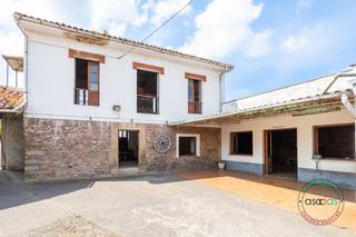 Casa a Avilés - cl carriona,la 66. Casa independiente  en venta   aviles