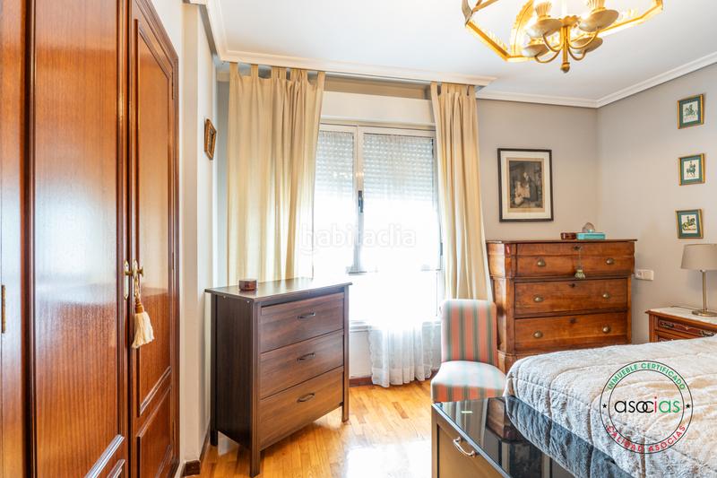 Foto 09036777-affc-4d23-affa-1eecf2eadc2b. Appartement dans calle gregorio marañon 33 dans Vallobín Oviedo