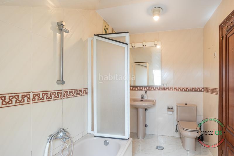 Foto 5c5d994c-1765-49c9-915b-6eeeefbef560. Appartement dans calle gregorio marañon 33 dans Vallobín Oviedo