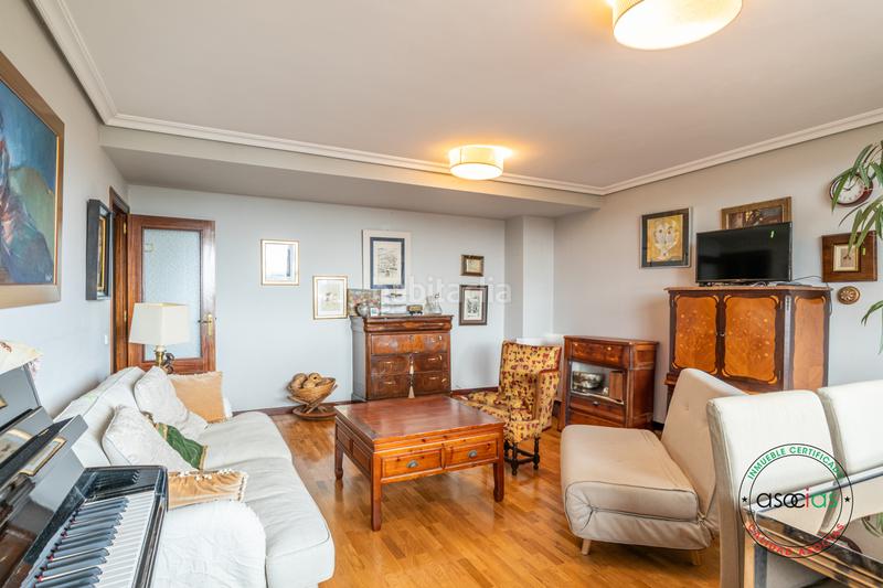 Foto edb36853-606d-4cb2-afa8-b54728734a1e. Appartement dans calle gregorio marañon 33 dans Vallobín Oviedo