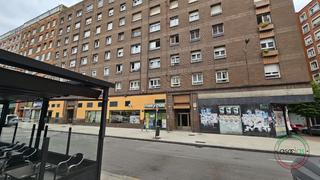 Piso en Gijn - cl miguel servet 2. Piso con plaza de garaje zona la calzada