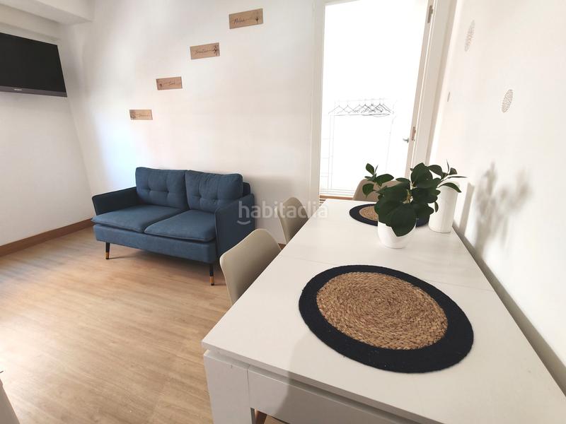 Foto 1a6bf0f7-06f0-49b9-bca3-4940d141bb83. Location appartement dans La Calzada Gijón