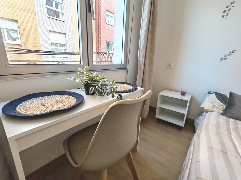 Foto 698081a9-0c8c-43dc-abec-9441e152928f. Location appartement dans La Calzada Gijón