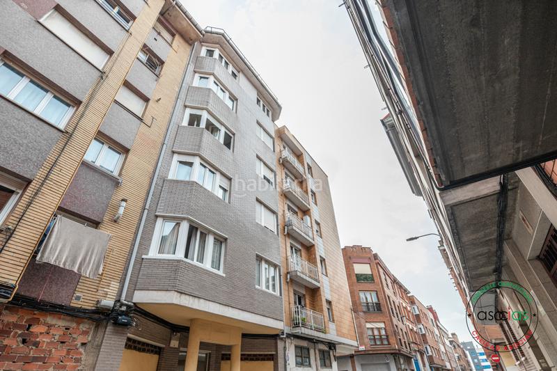 Foto d2eee419-3aea-4034-8cec-d992a0c698ec. Appartement dans cl mon 17 dans Llano Gijón