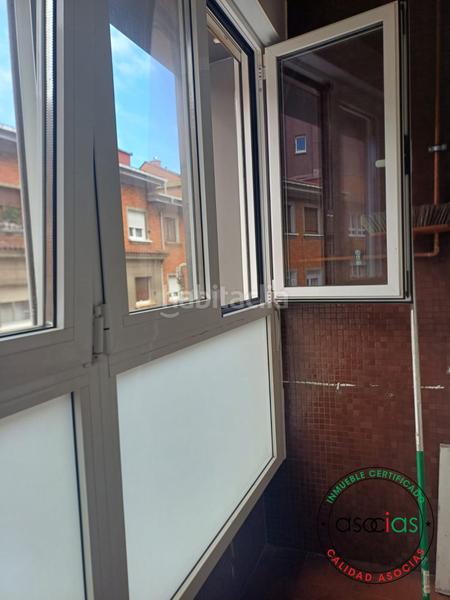 Foto 979ddde9-c64f-492b-8f4d-5f9e01dd4fcd. Alquiler piso en cl cabrales 67 se presenta una magnífica oportunidad para alquilar un espacioso piso en el corazón de septiembre a junio. este inmueble, en Gijón