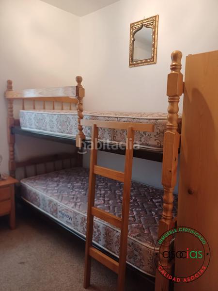 Foto c6c9a9cc-3ac7-4183-bd16-b68adf483398. Alquiler piso en cl cabrales 67 se presenta una magnífica oportunidad para alquilar un espacioso piso en el corazón de septiembre a junio. este inmueble, en Gijón