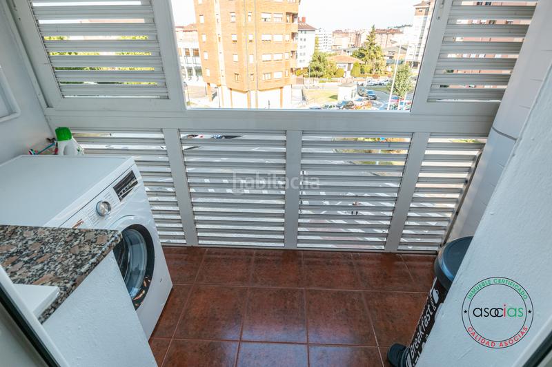 Foto d2052379-3d73-4672-9d65-d54a01a27e4a. Piso en cl j mndez carreño cuchichi 7 10024 tu nuevo hogar en la corredoria te está esperando! 10024 buscas amplitud, comodidad y una ubicación privilegiada? te present en Oviedo