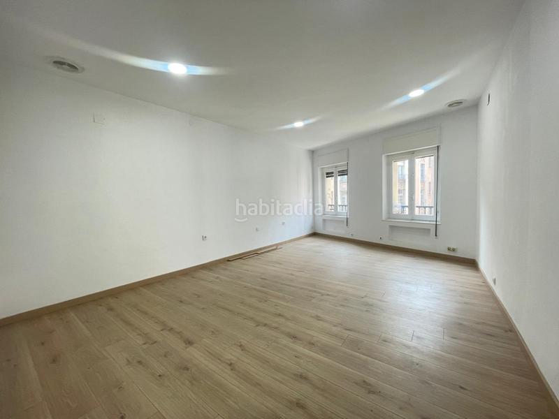 Foto 6c3032ea-3edf-4652-9d2a-56cfa0ebe48f. Miete büro in Oviedo - palacio valdes 18 in Salesas - Foncalada - Campoamor Oviedo