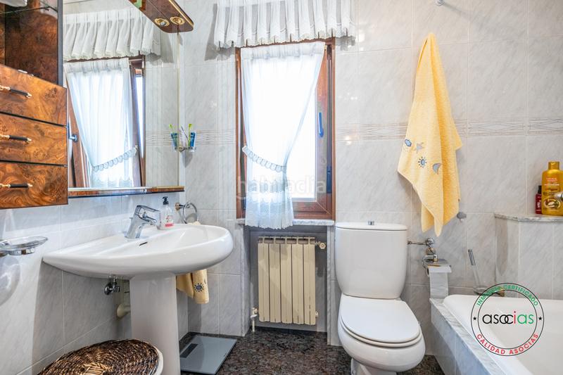 Foto 6b615aa3-2f49-4abd-9719-83a34b7f1098. Casa in bobes - bo castañedo 29 in Viella-Granda-Meres Siero