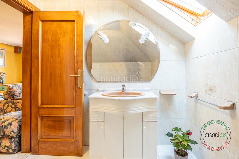 Foto 7cbb214b-6368-4357-97b6-94cbac861430. Casa in bobes - bo castañedo 29 in Viella-Granda-Meres Siero