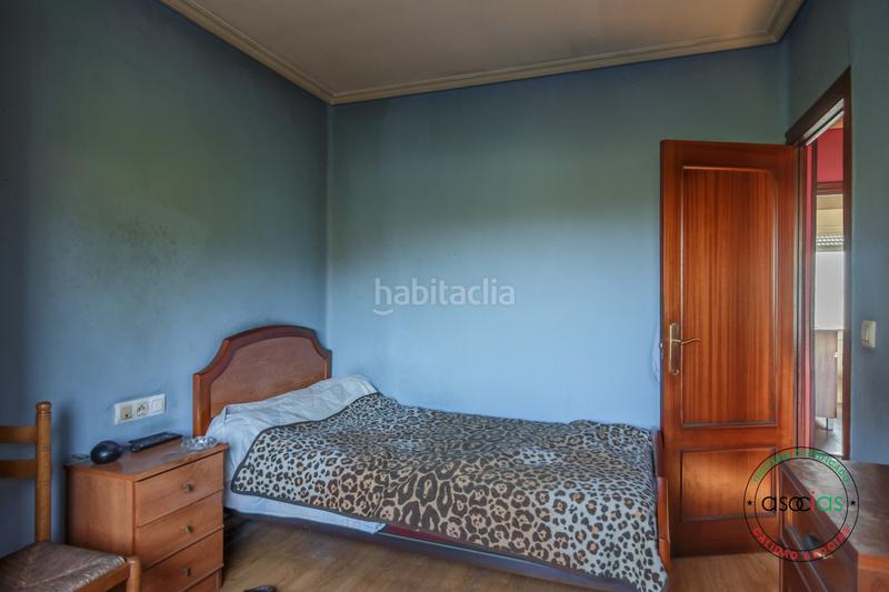 Foto 8fc84dcd-2ce7-403c-bf0c-c5f462f23e8e. Casa adossada a posada de Llanera - av oviedo 12 a Llanera