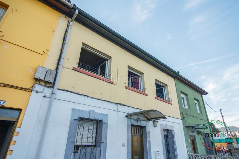 Foto b31e635d-4287-4769-bcfc-ab403d5b64ad. Casa adossada a posada de Llanera - av oviedo 12 a Llanera