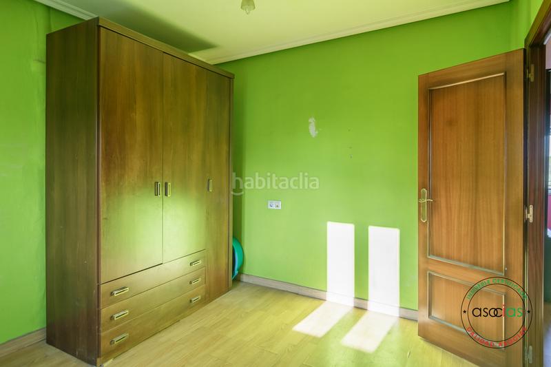 Foto e57fd083-8441-4b44-bf42-502e71a1c4af. Casa adossada a posada de Llanera - av oviedo 12 a Llanera