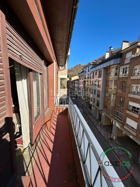 Foto b1316904-50e5-436d-8485-1c3efeb9b351. Pis amb calefacció a La Villa - Bazuelo Mieres