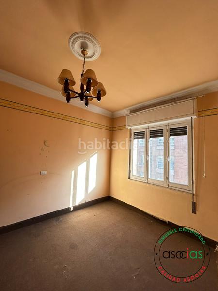 Foto c94f5c0c-e4de-48cf-86d1-71c44906fe73. Pis amb calefacció a La Villa - Bazuelo Mieres