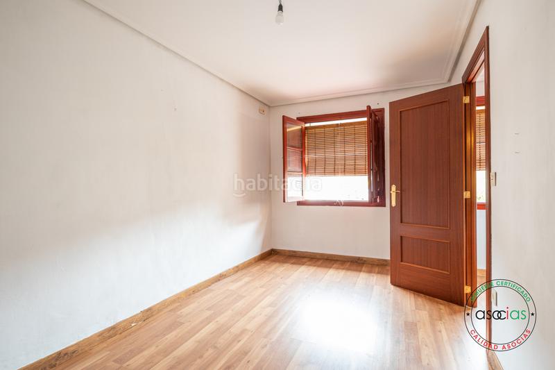 Foto cf1c39df-7d8f-45d2-bffe-52ed2692c8f2. Haus in el escamplero - lg santullano 20 in Regueras (Las)