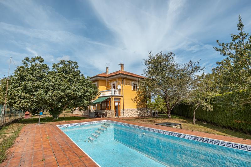 Foto 4145bc27-e819-4984-ad4b-08c7f4c175b5. Casa a al fueyo 381 a Viella-Granda-Meres Siero