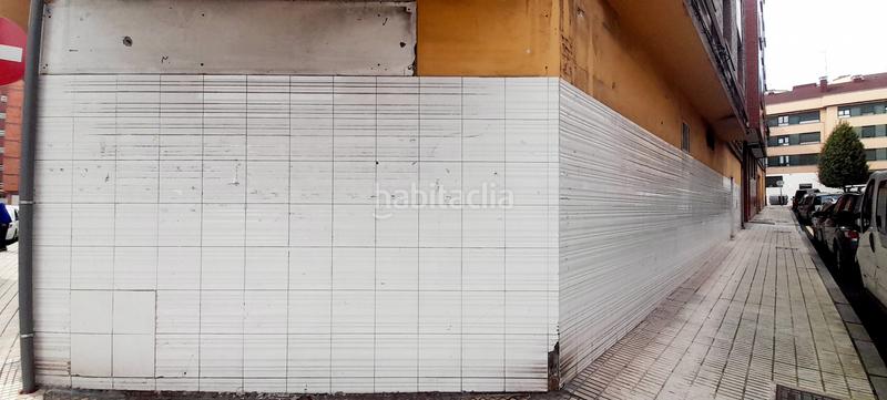 Foto 1fbb68d0-6b36-4a83-904d-544cada97595. Lloguer local comercial a Gijón - cl mostoles 3 a Gijón