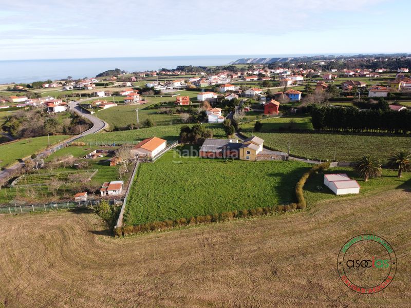 Foto 06f5edd0-d819-49a5-b36c-f43de0e1bc92. Terreno residencial en novellana - camin de la fontica construye tu sueño en novellana finca de 2.300m a 5 min del mar en Cudillero