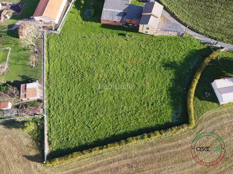 Foto 9f0f1cfc-62f2-4cd6-83e6-fe0da960eb16. Terreno residencial en novellana - camin de la fontica construye tu sueño en novellana finca de 2.300m a 5 min del mar en Cudillero