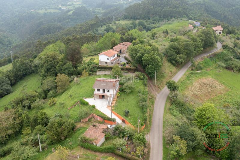 Foto 2b6c663f-4c69-465e-8ccc-4185f16f8d1f. Haus in Colunga - lg carrandi 79 in Colunga