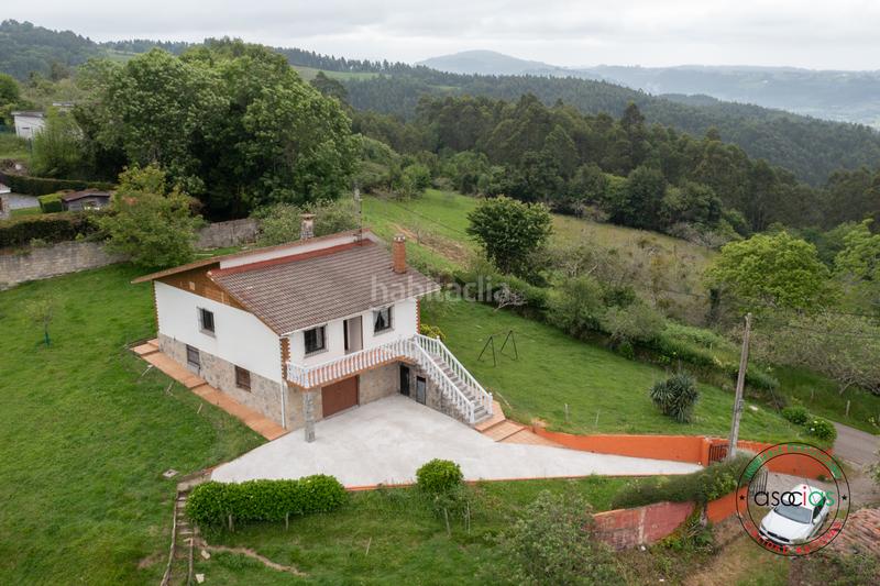 Foto a3b2b6d2-dd27-4ca5-a591-61807e4fbc1a. Haus in Colunga - lg carrandi 79 in Colunga