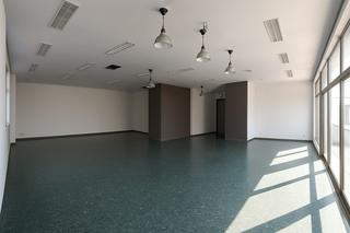 Locale commerciale in El entrego - calle jovellanos 4. Amplio local convertible a vivienda en el corazón de el entrego