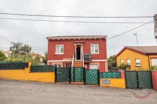 Casa en Gijn - cl altamira 12. Chalet venta zona los caleros roces