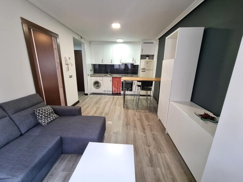 Foto 076b2d33-425f-4022-a5bd-fe8358fbe82f. Rent flat in cl julio gonzalez pola 4 in Masip Oviedo