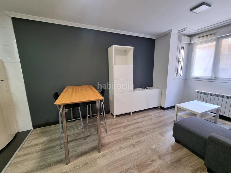 Foto d6758d83-8e59-462f-9e77-03cd32dad09b. Rent flat in cl julio gonzalez pola 4 in Masip Oviedo