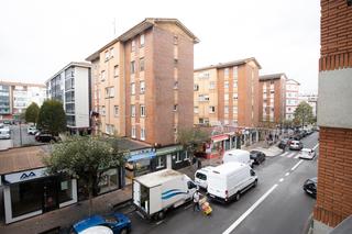 Appartement à Gijón - cl brasil 25. Oportunidad. piso reformado y amueblado en la calzada  gijon. ex