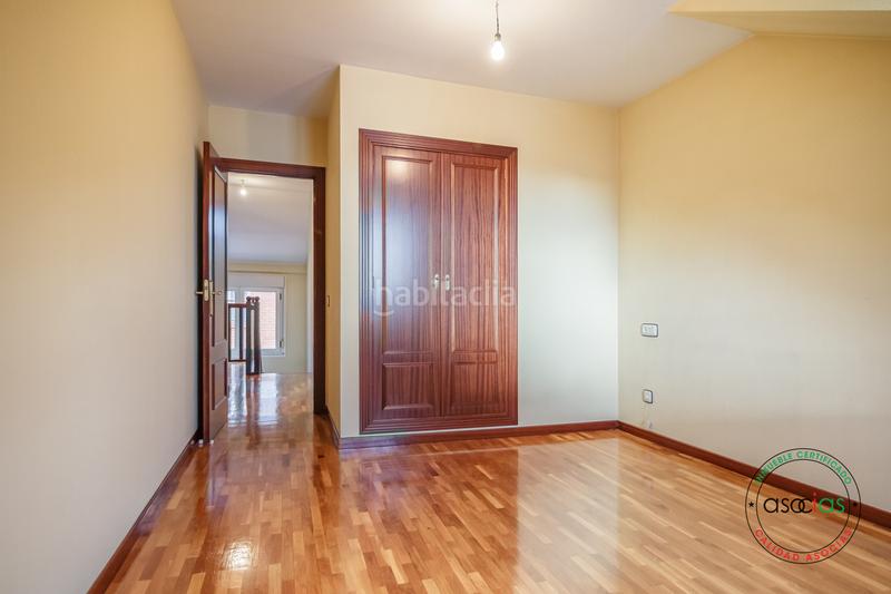 Foto 948e8f38-66d2-45f4-a502-63a6f0198834. Appartement dans cl fraternidad 28 dans Masip Oviedo