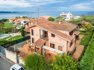 Maison à Somió - camino de los tejos 512-2. La casa de tus sueños junto al mar