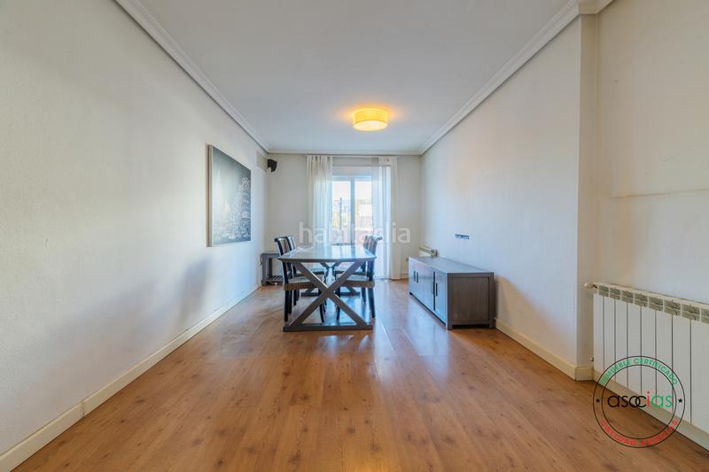 Foto 11d6319e-06fe-4eb3-9494-8d741d391f87. Reihenhaus in Griñón - c/ los alcazares 88 in Griñón