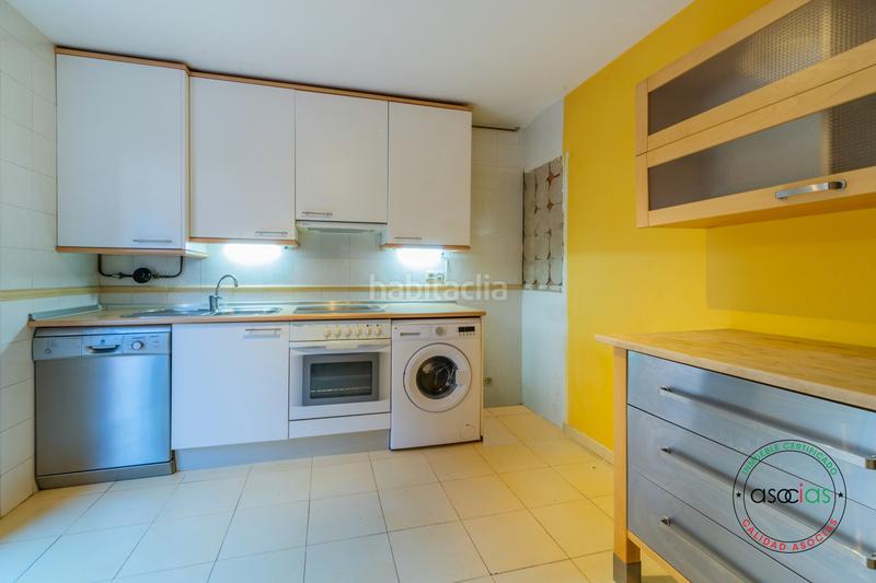 Foto 5df4c6f0-64f4-44a6-839f-8556a76da95b. Reihenhaus in Griñón - c/ los alcazares 88 in Griñón