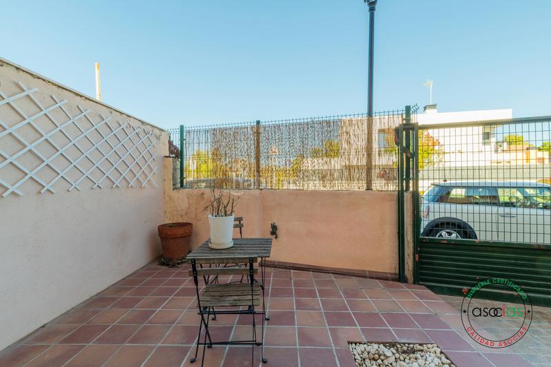 Foto 872330fb-88d0-4333-ad3b-375bc0f9b644. Reihenhaus in Griñón - c/ los alcazares 88 in Griñón