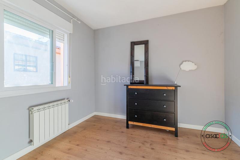 Foto 966fb9e6-fd4c-4aa1-8a42-5f391f0c8d07. Reihenhaus in Griñón - c/ los alcazares 88 in Griñón