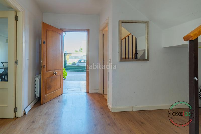 Foto affaf3ab-7d1b-47d3-95c3-00dd1048c3b7. Reihenhaus in Griñón - c/ los alcazares 88 in Griñón