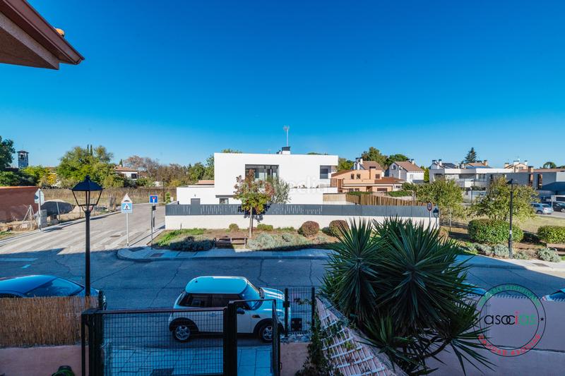 Foto b6b44488-394e-42e9-865a-687a64e94af3. Reihenhaus in Griñón - c/ los alcazares 88 in Griñón