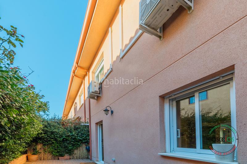 Foto b99a56d4-1eee-4672-b8fd-61398e45f270. Reihenhaus in Griñón - c/ los alcazares 88 in Griñón