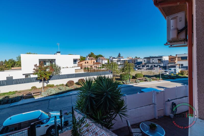 Foto bab32fe3-dd59-4121-9917-2c833bc20c03. Reihenhaus in Griñón - c/ los alcazares 88 in Griñón