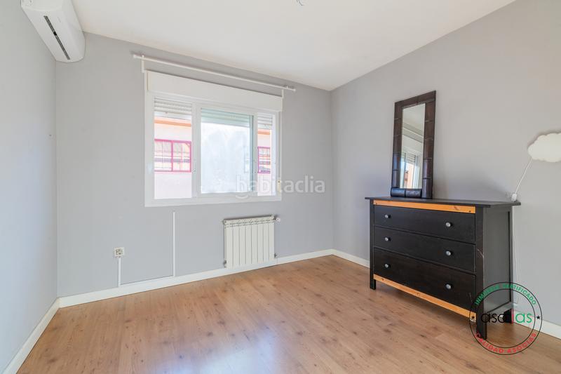 Foto d5b2f41d-21ba-478e-b6ef-9cb85e764034. Reihenhaus in Griñón - c/ los alcazares 88 in Griñón