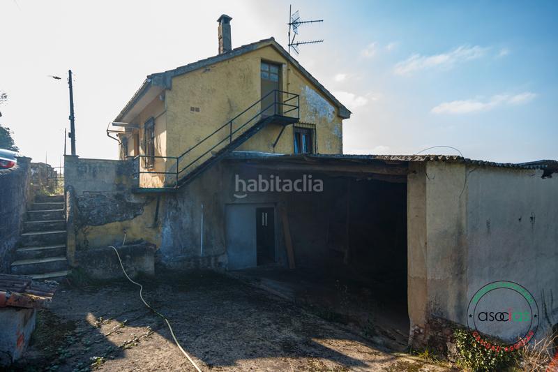 Foto 694b819e-9052-42a1-9606-6465ec55a09a. Casa in carretera as233 39 in Regueras (Las)