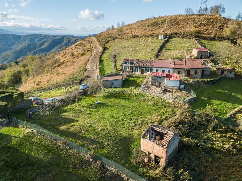 Foto 556e2035-000d-4d97-bba4-1fb074d0d3cb. Maison jumelée dans ciaño - la trapa dans Lada Langreo