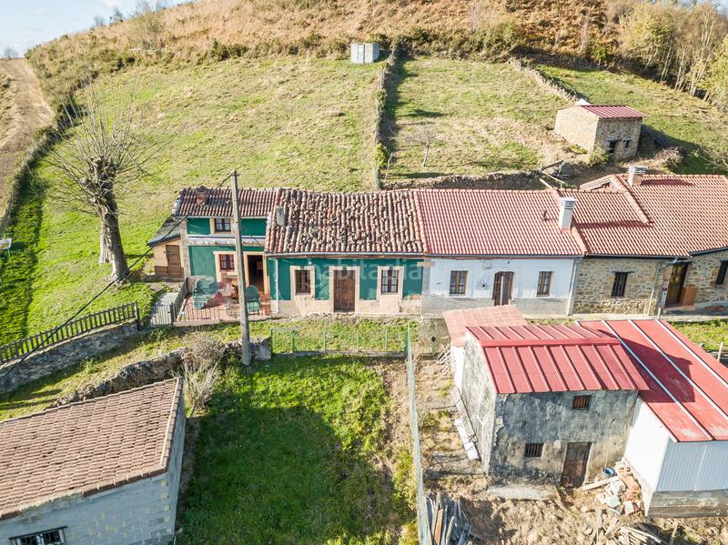 Foto bd2ec1b1-deb2-425d-8ebc-0482923b6e0b. Maison jumelée dans ciaño - la trapa dans Lada Langreo