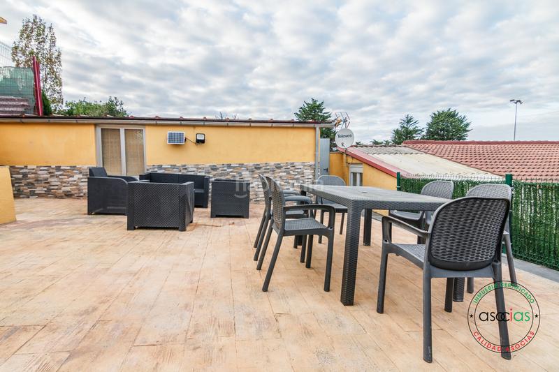 Foto 0e1e81e1-a832-4426-98cd-50d817a7f646. Maison dans Gijón - cl jorge guillen 87 dans Santa Bárbara Gijón